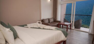 Explore Honeymoon Resort Munnar Shola Crown