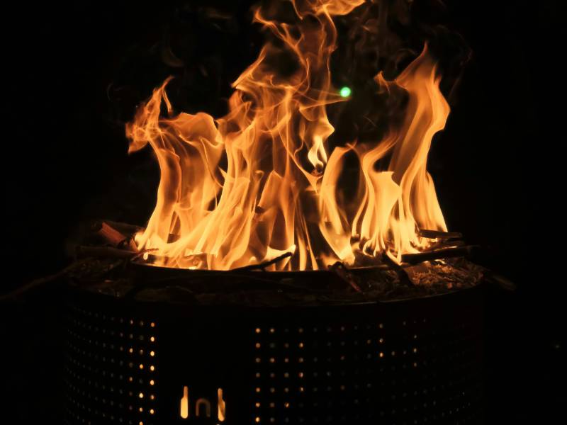 Enjoy bonfire facilities in Munnar Kerala with Shola Crown